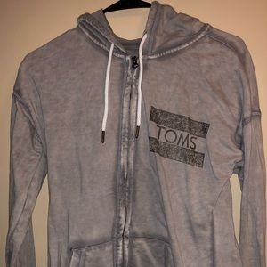 Toms distressed hoodie 🗣FREE GIFT